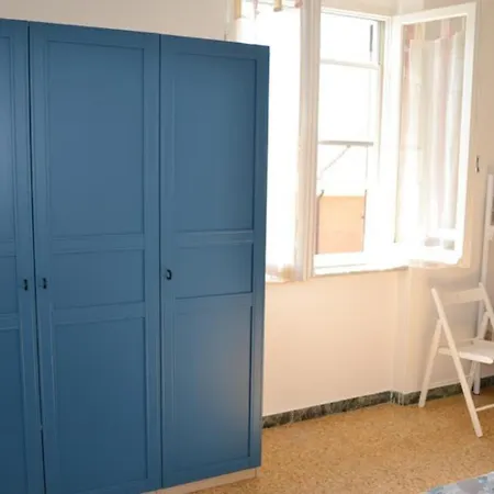 10 Apartment Ameglia