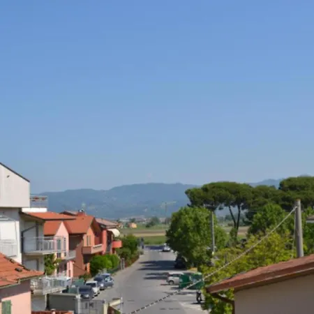 10 Ameglia